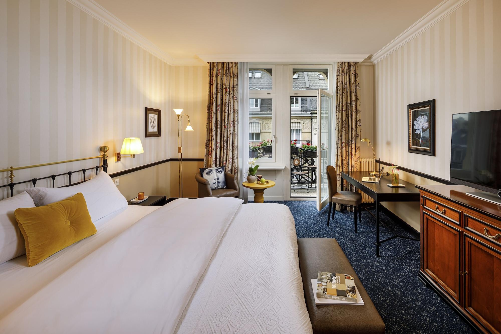 Otel Opera 4*