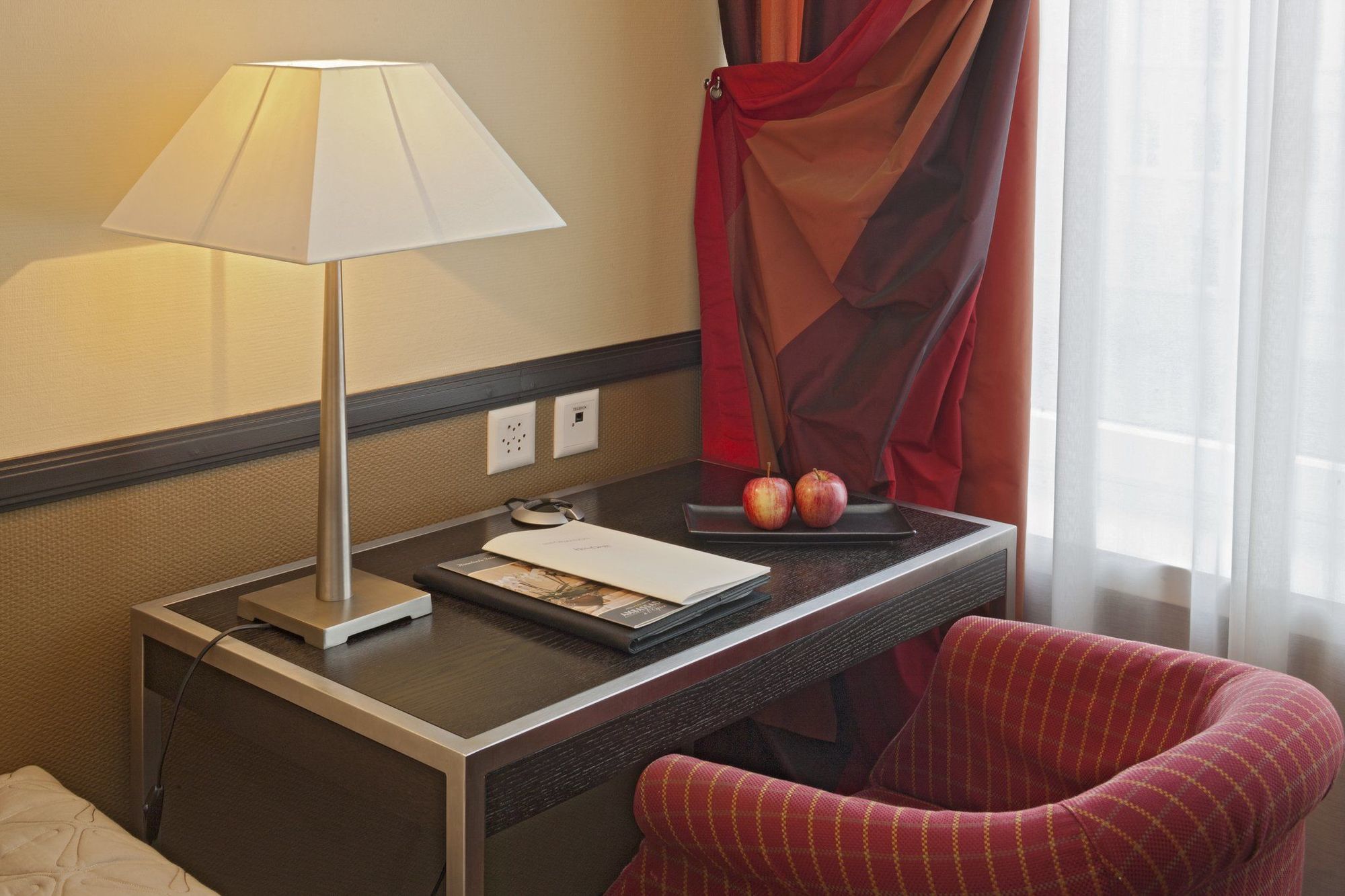 Otel Opera 4*